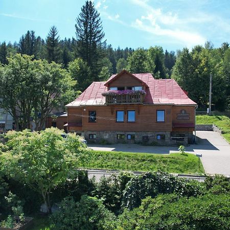 Leonardo Guesthouse Świeradów-Zdrój Екстериор снимка